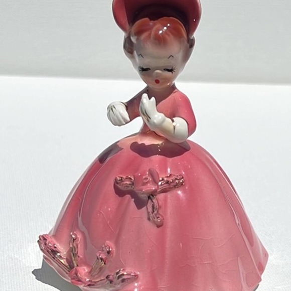 Josef Arnett Other - Cherchez La Femme Figurine 7616 pink dress and hat pink roses